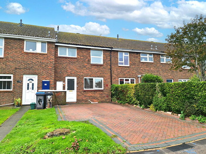 2 Bedroom Terraced House For Sale In Leivers Road, Deal, Kent, CT14