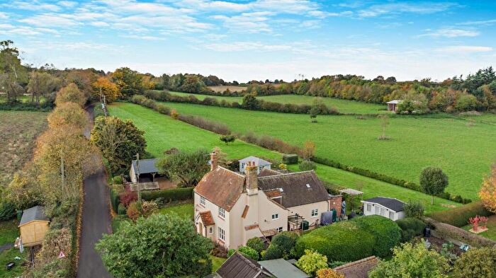 4 Bedroom Detached House For Sale In Leckhampstead, Newbury, Berkshire, RG20