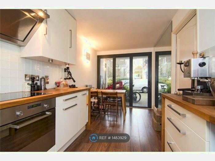 2 Bedroom Terraced House To Rent In Malmesbury Road, London, E3