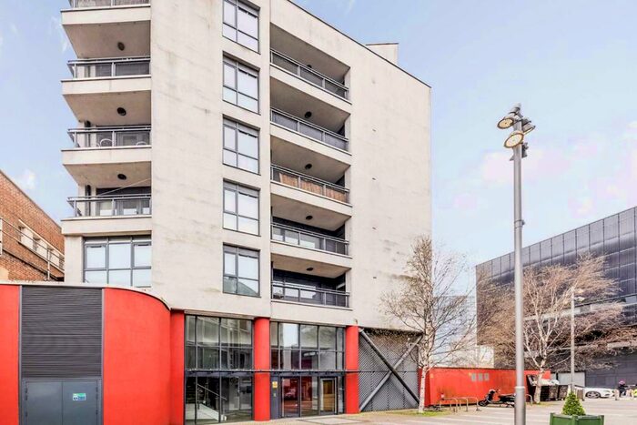 1 Bedroom Flat To Rent In Salway Place, Stratford, E15