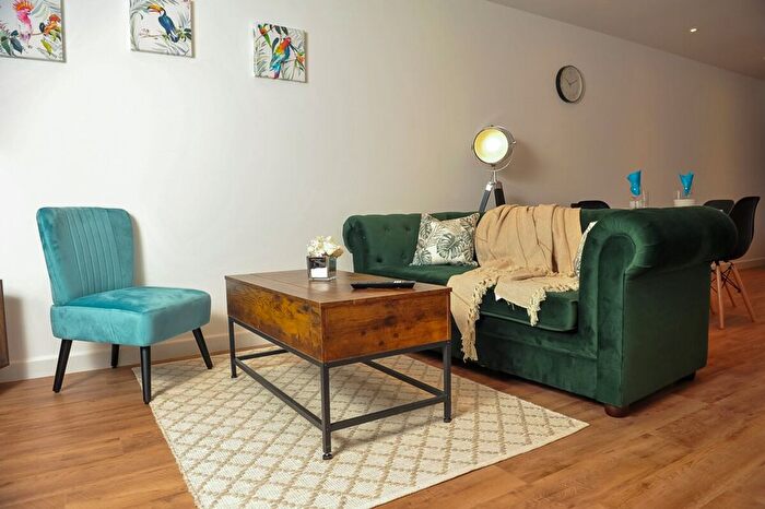 2 Bedroom Flat To Rent In Reading, RG1