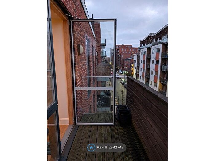 1 Bedroom Flat To Rent In Pilch House, London, E3