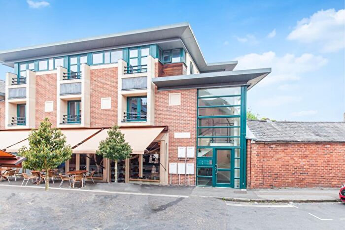 1 Bedroom Apartment To Rent In Dawson Street, St Clements, OX4