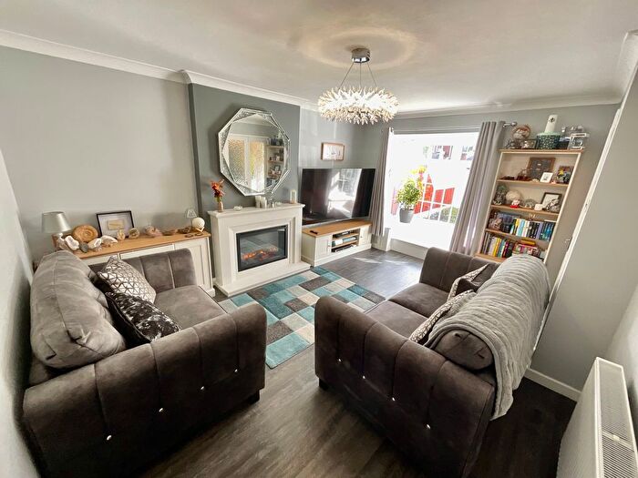 3 Bedroom Detached House For Sale In Ashbury Close, Norton, Runcorn, WA7