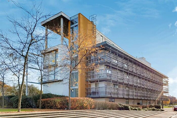 2 Bedroom Apartment To Rent In Fyfe House, New River Village, Hornsey, N8