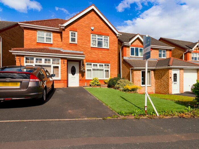 3 Bedroom Detached House To Rent In Humbert Road, Stoke-On-Trent, Staffordshire, ST1