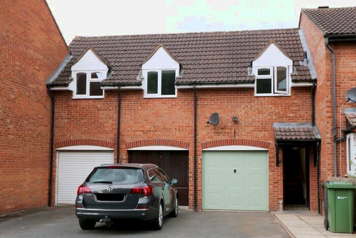 1 Bedroom Flat To Rent In Chequers Close, Hereford, HR4