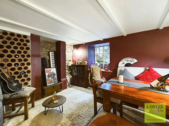 2 Bedroom Terraced House For Sale In Chadkirk Road, Romiley, Stockport, Cheshire, SK6