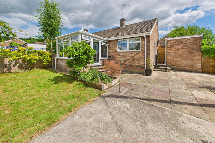 1 Bedroom Bungalow To Rent In Elmdean, Cinderford, Gloucestershire, GL14