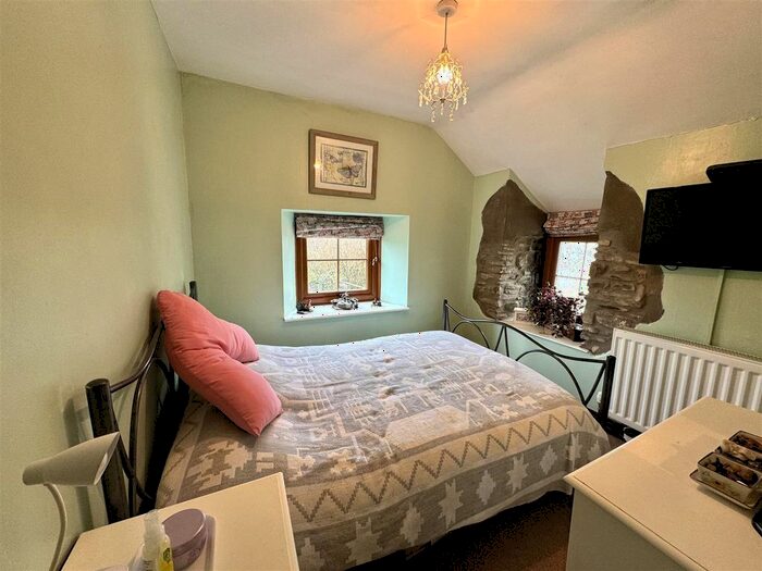 2 Bedroom Semi-Detached House For Sale In Ffaldybrenin, Ffarmers, Llanwrda, SA19