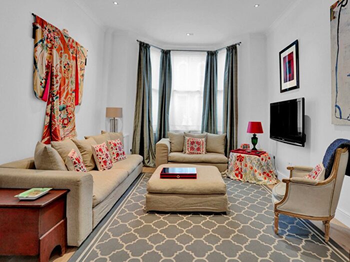 2 Bedroom Flat To Rent In Finborough Road, London, SW10