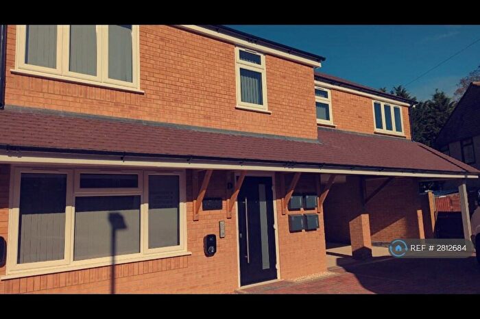 1 Bedroom Flat To Rent In Tanprin House, Kidlington, OX5