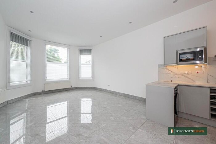 Studio To Rent In Shoot Up Hill, London, NW2