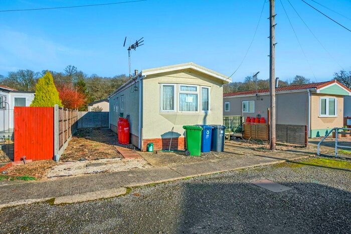 2 Bedroom Detached Bungalow For Sale In The Grove, Warboys Road, Old Hurst, Huntingdon, Huntingdon, PE28