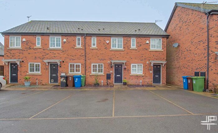 2 Bedroom Terraced House For Sale In North Croft, Atherton, Manchester, M46