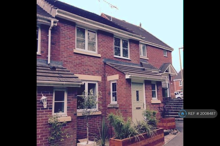 3 Bedroom End Of Terrace House To Rent In Lavender Road, Exeter, EX4