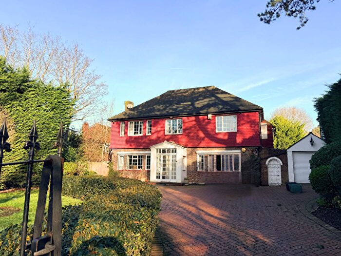 4 Bedroom Detached House To Rent In The Avenue, Beckenham, BR3