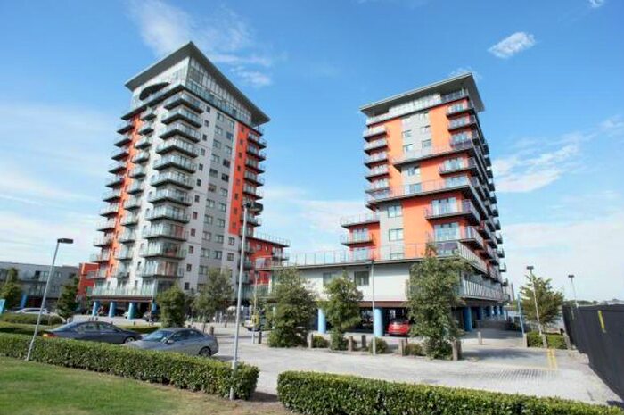 2 Bedroom Flat To Rent In Mizzen Mast Quay, Woolwich Church Road, SE18