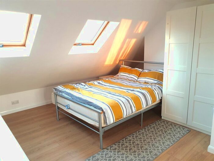 Studio To Rent In Bath Road, Hounslow, TW5