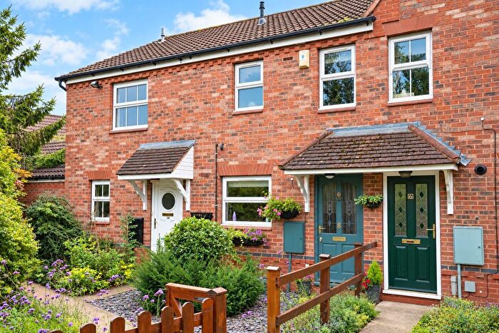 2 Bedroom End Terrace House For Sale In Regents Court, York, YO26
