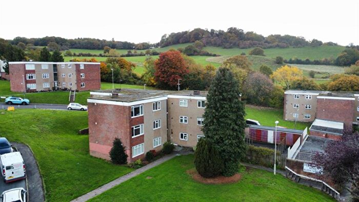 1 Bedroom Flat For Sale In Dobbins Oak Road, Stourbridge, DY9