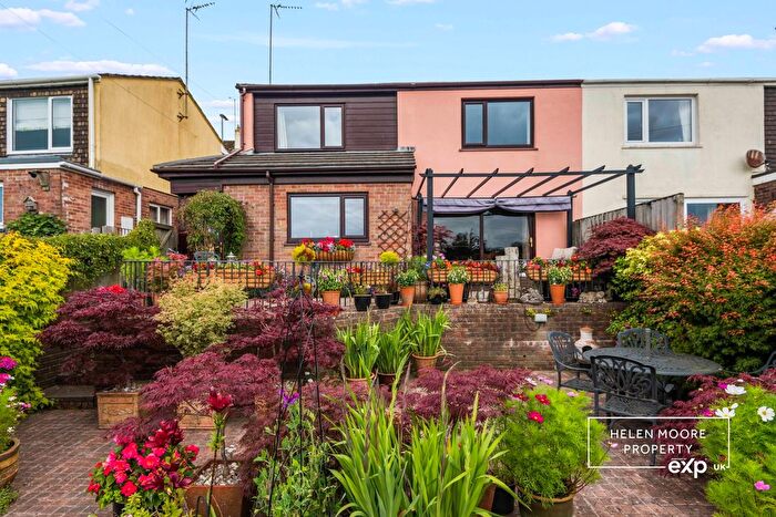 3 Bedroom Semi Detached House For Sale In Seldons Close, Ugborough, Devon, PL21