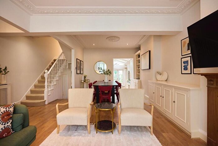 4 Bedroom Terraced House To Rent In Cabul Road, Battersea Park, London, SW11