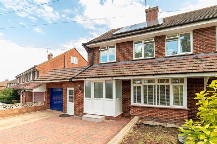 4 Bedroom Semi-Detached House To Rent In Bowershott, Letchworth Garden City, SG6