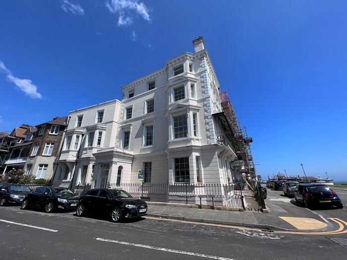3 Bedroom Flat To Rent In Victoria Parade, Ramsgate, CT11