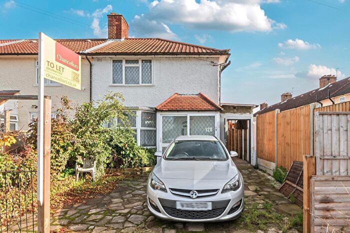 4 Bedroom End Of Terrace House To Rent In Goldbeaters Grove, Edgware, HA8