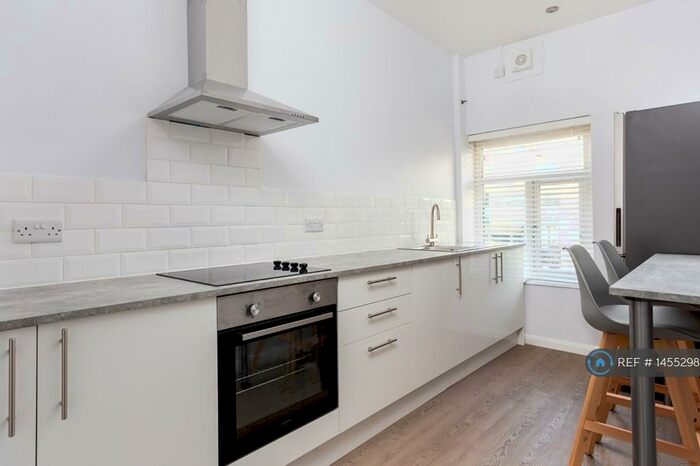 1 Bedroom Flat To Rent In Kings Road, Harrogate, HG1