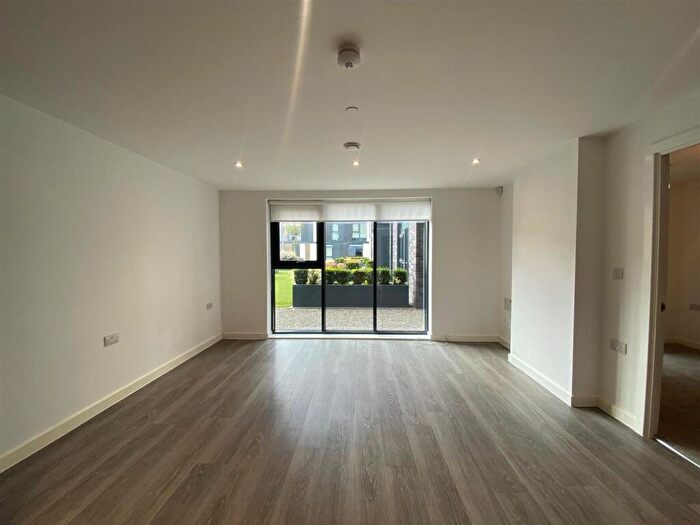 1 Bedroom Flat To Rent In Woden Street, Salford, M5