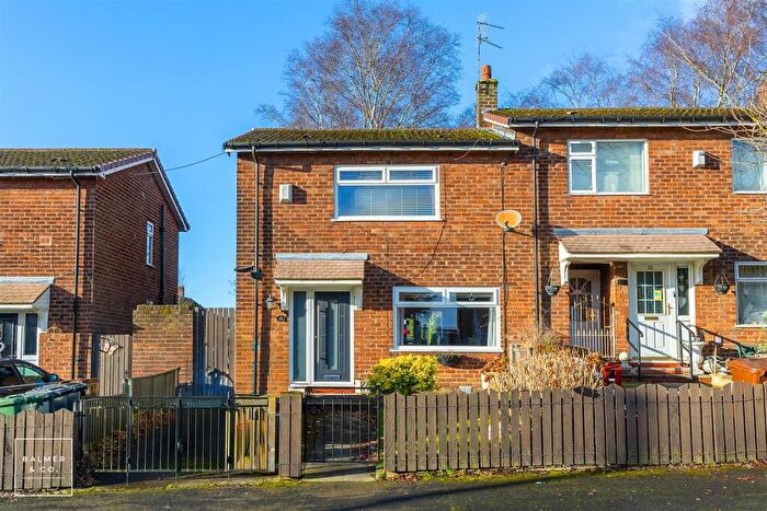 2 Bedroom End Of Terrace House For Sale In Windermere Avenue, Atherton, M46