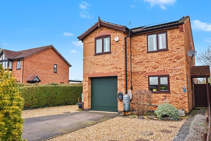 3 Bedroom Detached House For Sale In Dunlin Road, Essendine, PE9