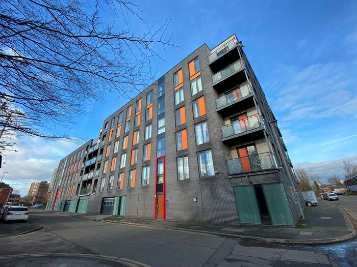 1 Bedroom Flat To Rent In Dean Road, Salford, M3