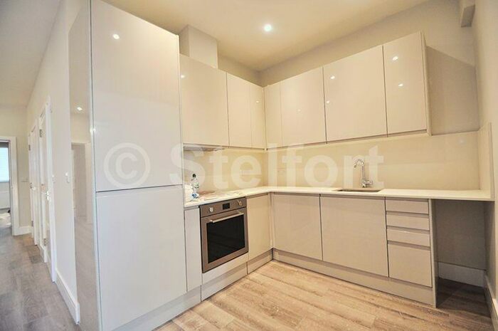 2 Bedroom Apartment To Rent In Pier Road, London, E16