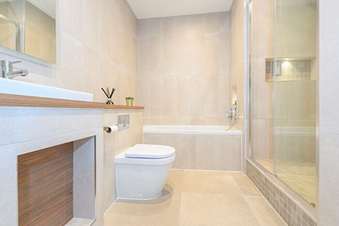 2 Bedroom Flat To Rent In St. Pauls Street, Leeds, LS1