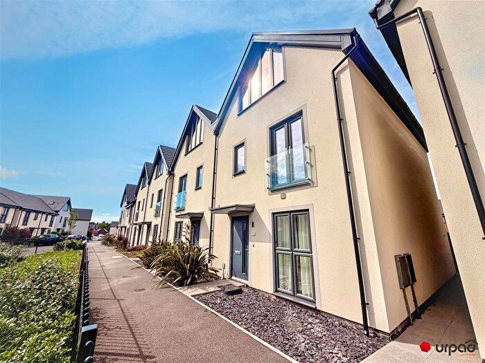 4 Bedroom Semi Detached House To Rent In Whittle Way, Brockworth, Gloucester, GL3