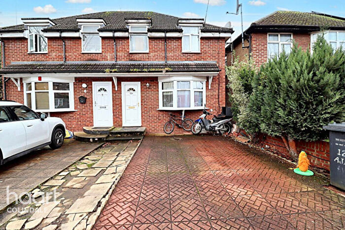3 Bedroom Semi-Detached House For Sale In Ajax Avenue, NW9