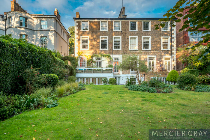 3 Bedroom Flat To Rent In Gloucester Avenue, Primrose Hill, NW1