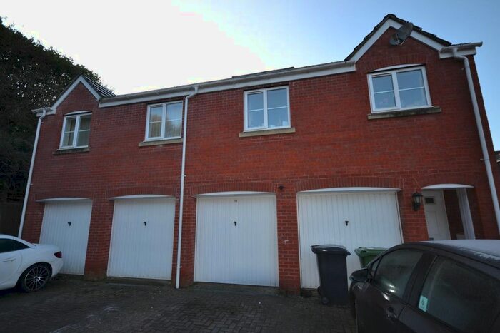 2 Bedroom Flat To Rent In Medley Court, Exeter, EX4