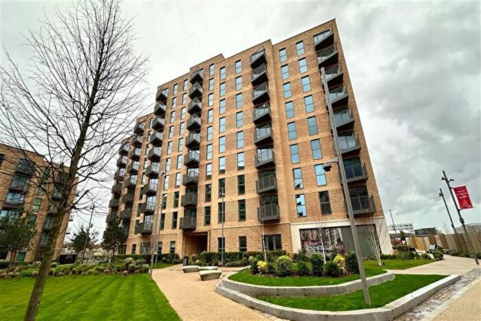 2 Bedroom Flat To Rent In The Factory, Horlicks Quarter, Slough, SL1