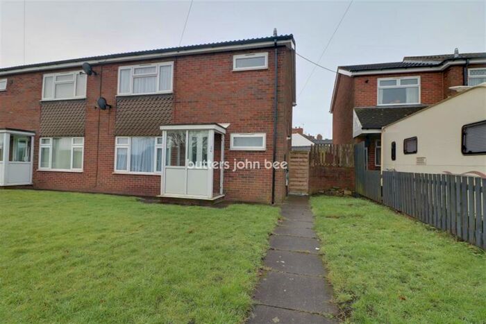 3 Bedroom Semi-Detached House To Rent In High Street, ST7