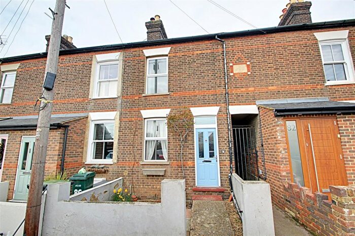 2 Bedroom Property For Sale In Breakspeare Road, Abbots Langley, WD5