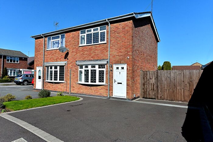 2 Bedroom Semi-Detached House For Sale In Rutland Avenue, Waingroves, DE5