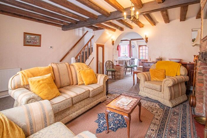 3 Bedroom Semi-Detached House For Sale In Priory Lane, King's Lynn, Norfolk, PE30