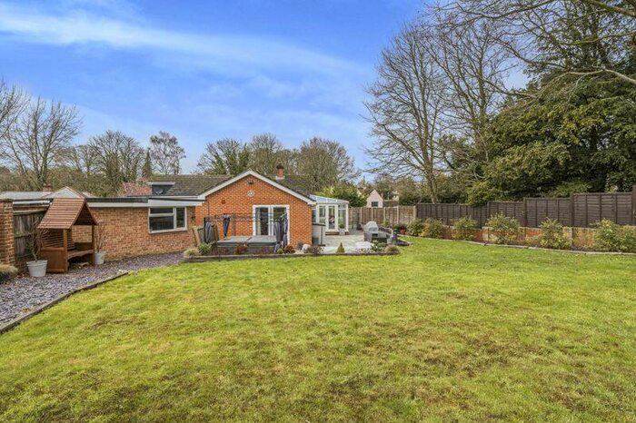 3 Bedroom Detached Bungalow For Sale In Lovell Close, Andover, SP11