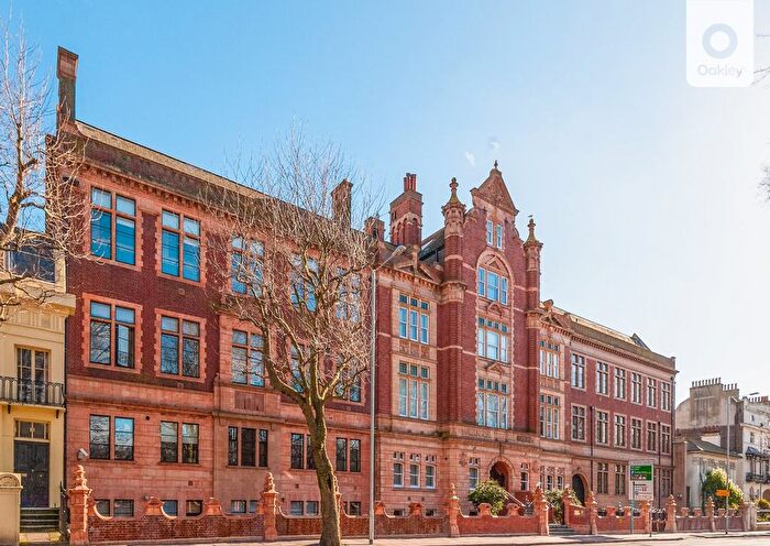 2 Bedroom Flat To Rent In Old College House, Brighton, BN2