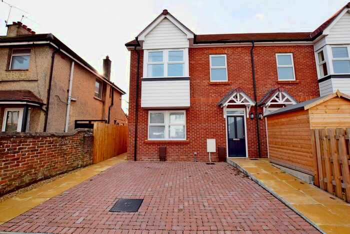 2 Bedroom Flat To Rent In Linden Road, Bognor Regis PO21