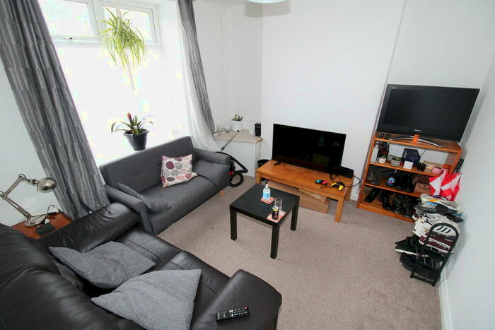 5 Bedroom Terraced House To Rent In Collins Terrace, Treforest, CF37